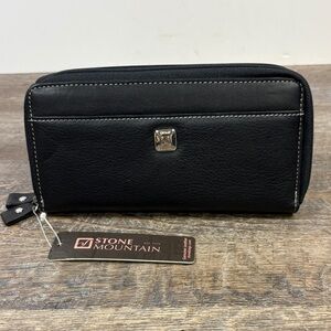 Stone Mountain “Woodlake” Black Genuine Leather Wallet – NWT